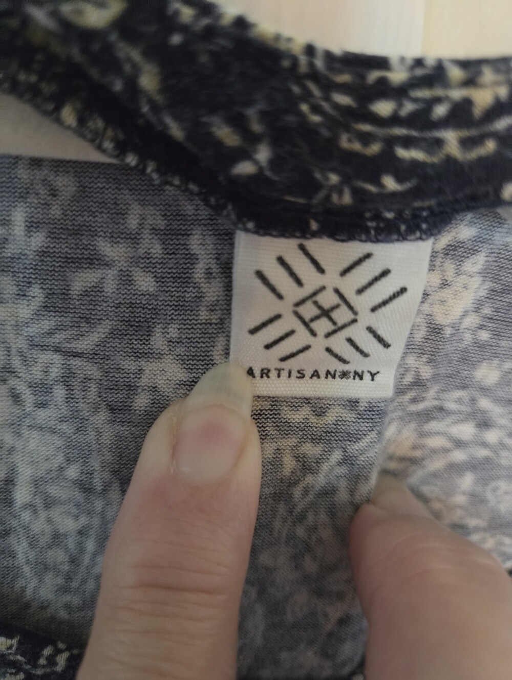 Artisan Navy and Cream Printed Scoop-Neck Tunic - Picture 2 of 9